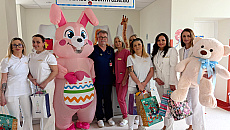 Święta w szpitalu. Elbląskie Anioły odwiedziły najmłodszych pacjentów Święta w szpitalu. Elbląskie Anioły odwiedziły najmłodszych pacjentów